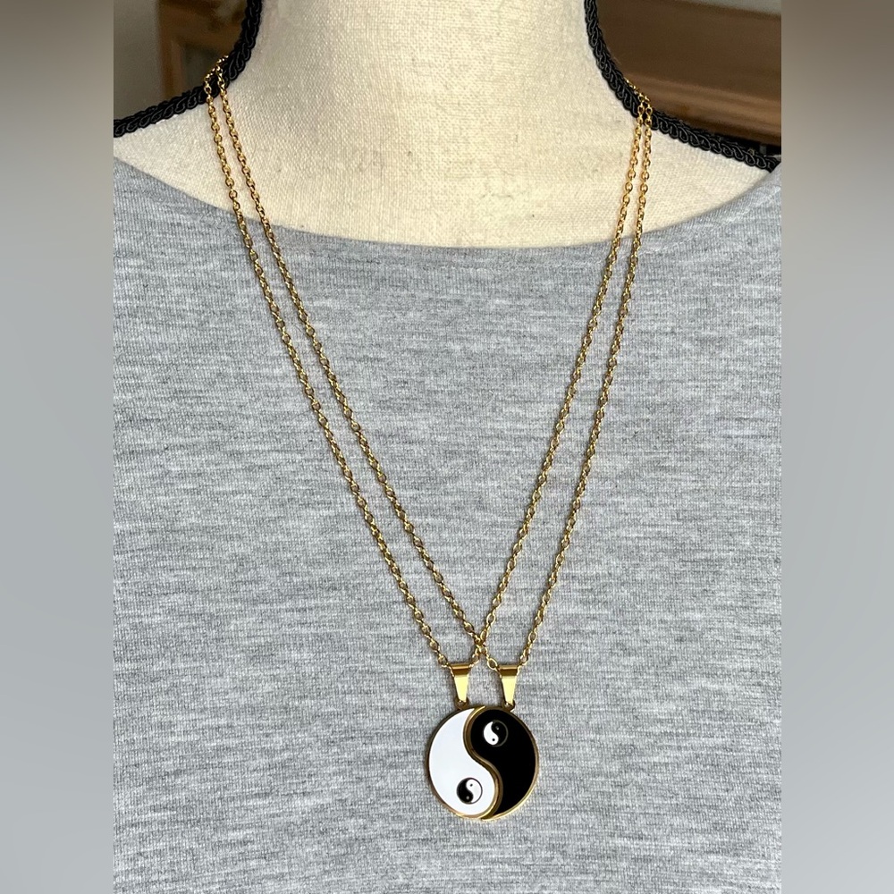Necklace, (NIB) Ying Yang matching 18K gold plated - jewelry
